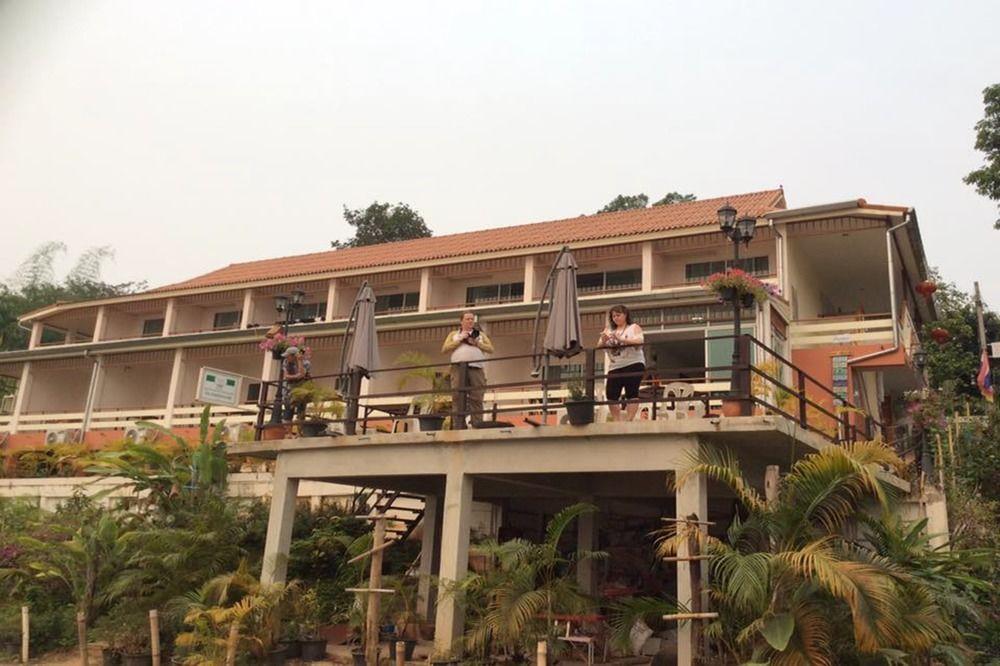 Day Waterfront Hotel Chiang Khong Exterior foto